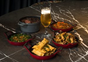 Sábado nos Jardins tem feijoada e cerveja