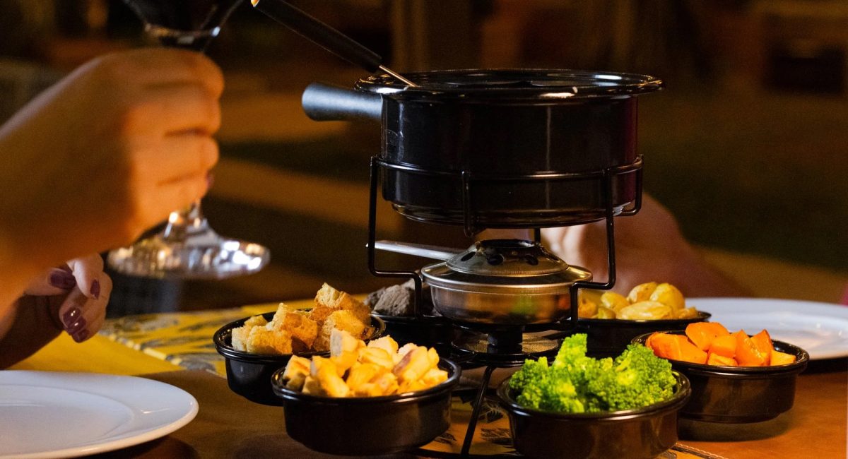 Festival de fondue aquece as noites de inverno