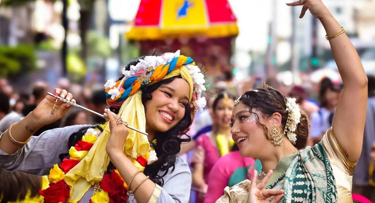“Ratha Yatra” leva festa indiana à Paulista