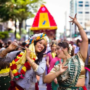 “Ratha Yatra” leva festa indiana à Paulista