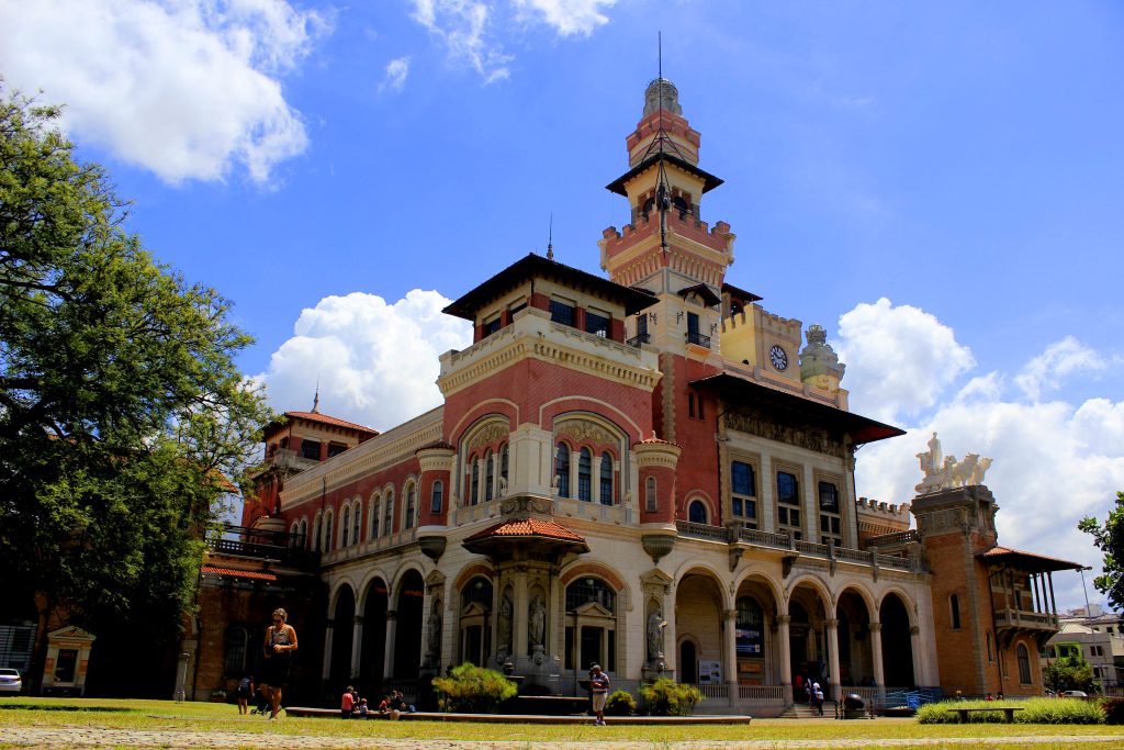 Museus e exposições interativas férias julho