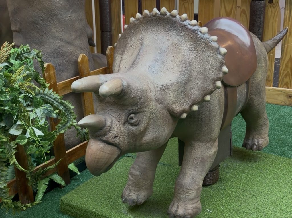 Dino World no Mooca Plaza Shopping