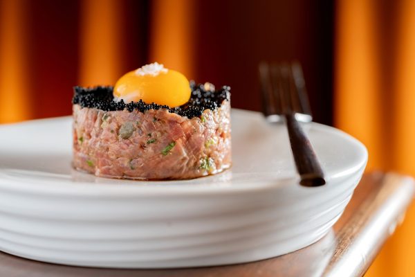 Novo cardápio autoral estreia no Macáya Gastronomia