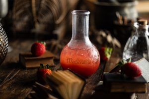 Taverna Medieval lança carta com 16 drinques
