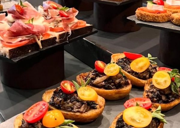 17 lugares para comer tapas em São Paulo