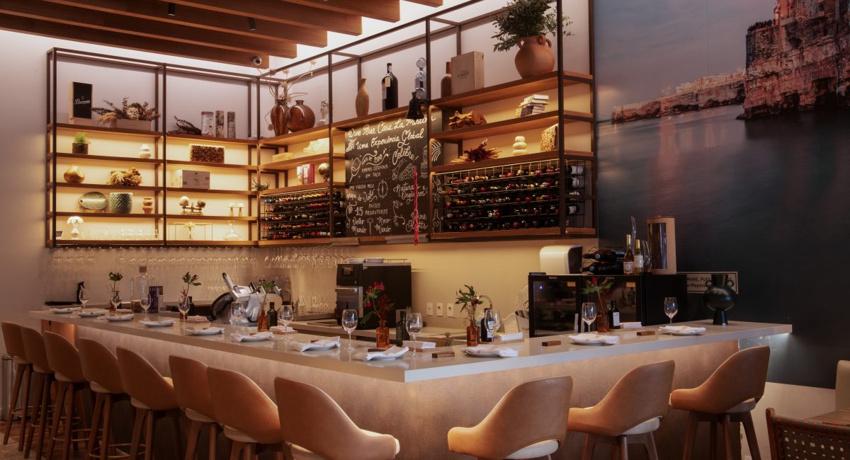 Novo ‘wine’ bar reúne 500 rótulos de 15 países