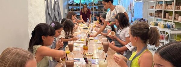 Café e cerâmica se encontram em novo endereço