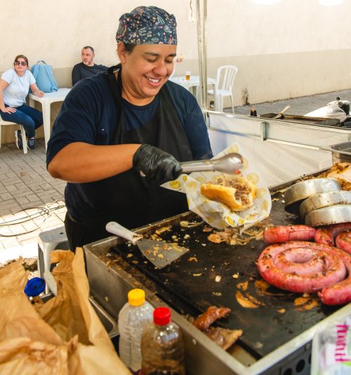 “Feira das Deusas” reúne 100 expositores na Mooca