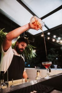 Coquetelaria e jazz marcam aniversário da Heavy House