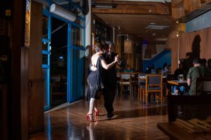 Restaurante uruguaio tem noite de tango mensal