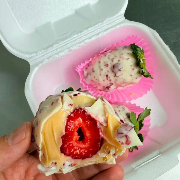 Morango cravejado é o novo ‘hype’ das confeitarias