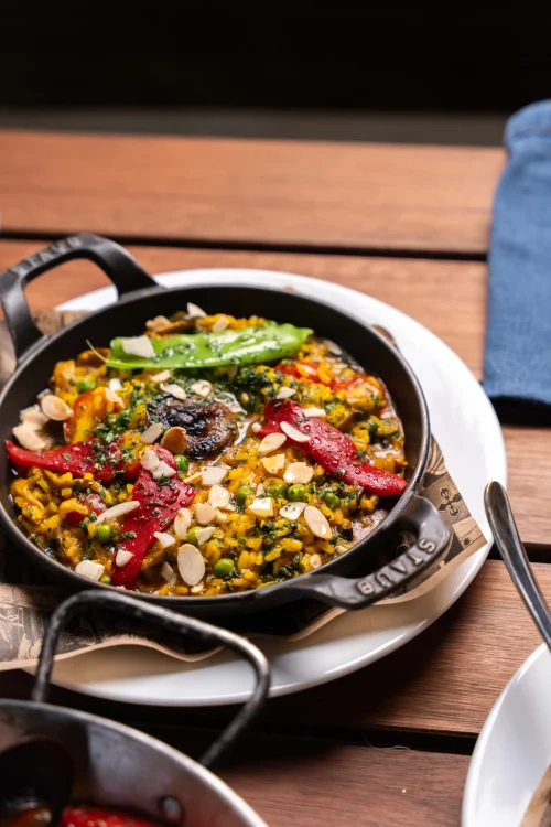 Dia da Paella: onde provar o clássico espanhol