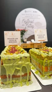 “Festival de Fatias” tem morango cravejado e pudim