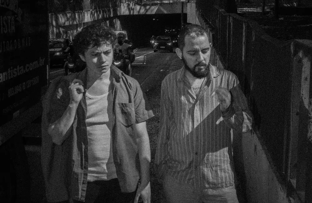 Dois Perdidos Numa Noite Suja em São Paulo