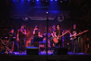 “Comer & Beber Experience” recebe ‘School of Rock’