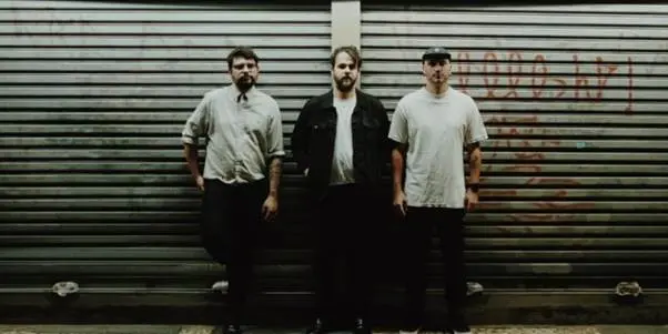 Foto da banda E a Terra Nunca Me Apareceu Tão Distante