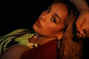 Retrato da cantora Jorja Smith
