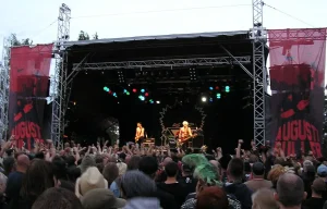 Toy Dolls em São Paulo 2027