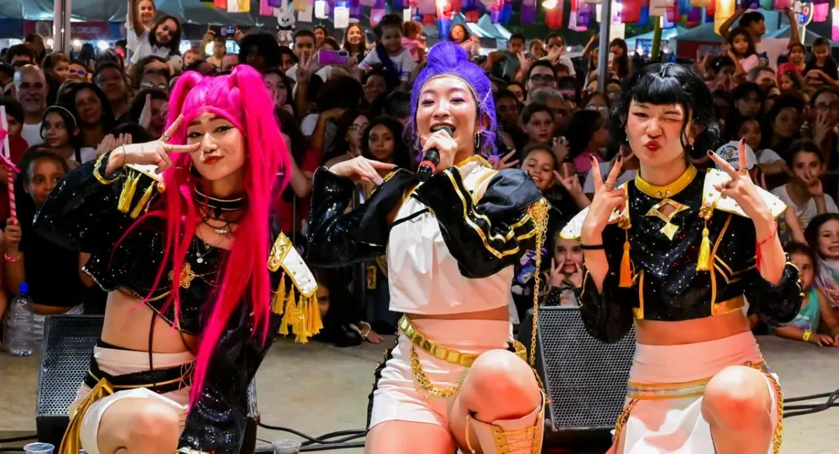 Feriado tem festival coreano e K-pop