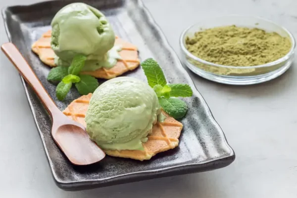 Onde provar bebidas e doces com matchá em SP